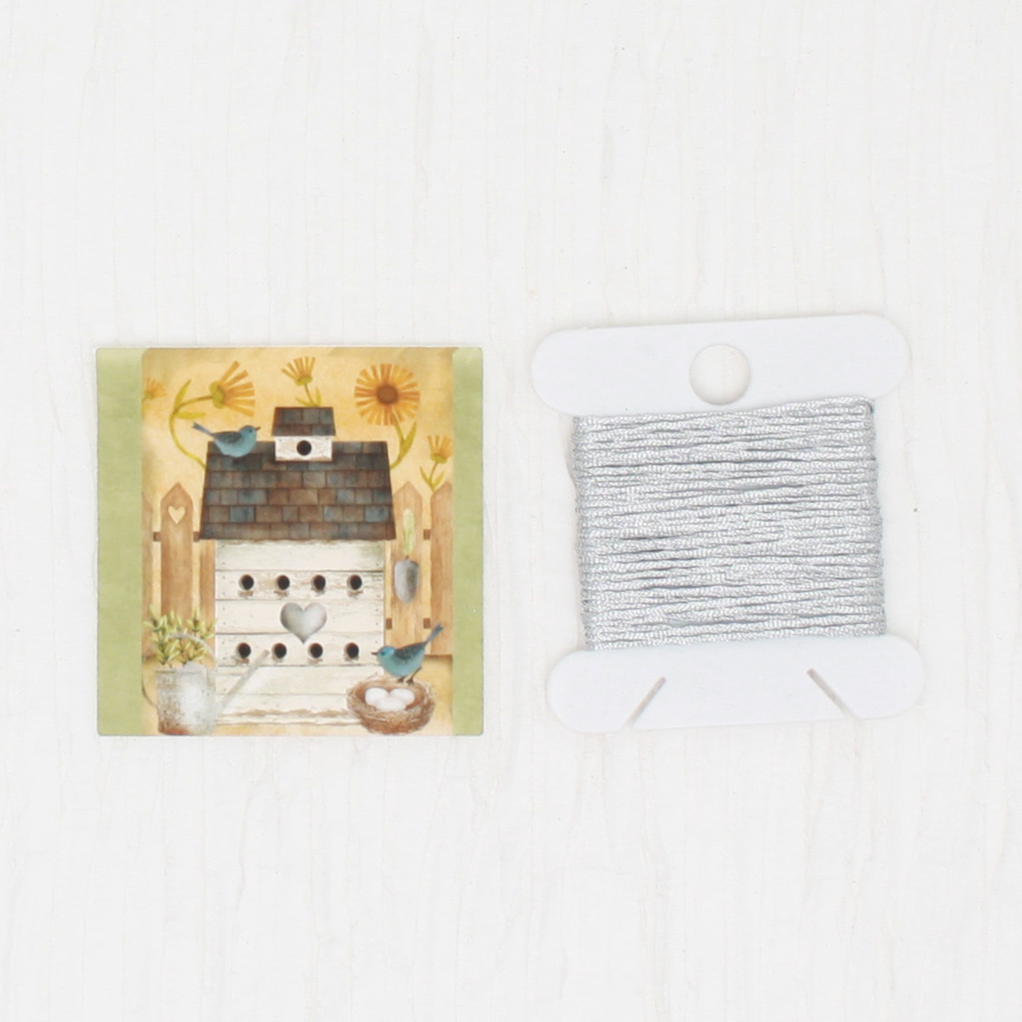 Birdhouse Needle Minder