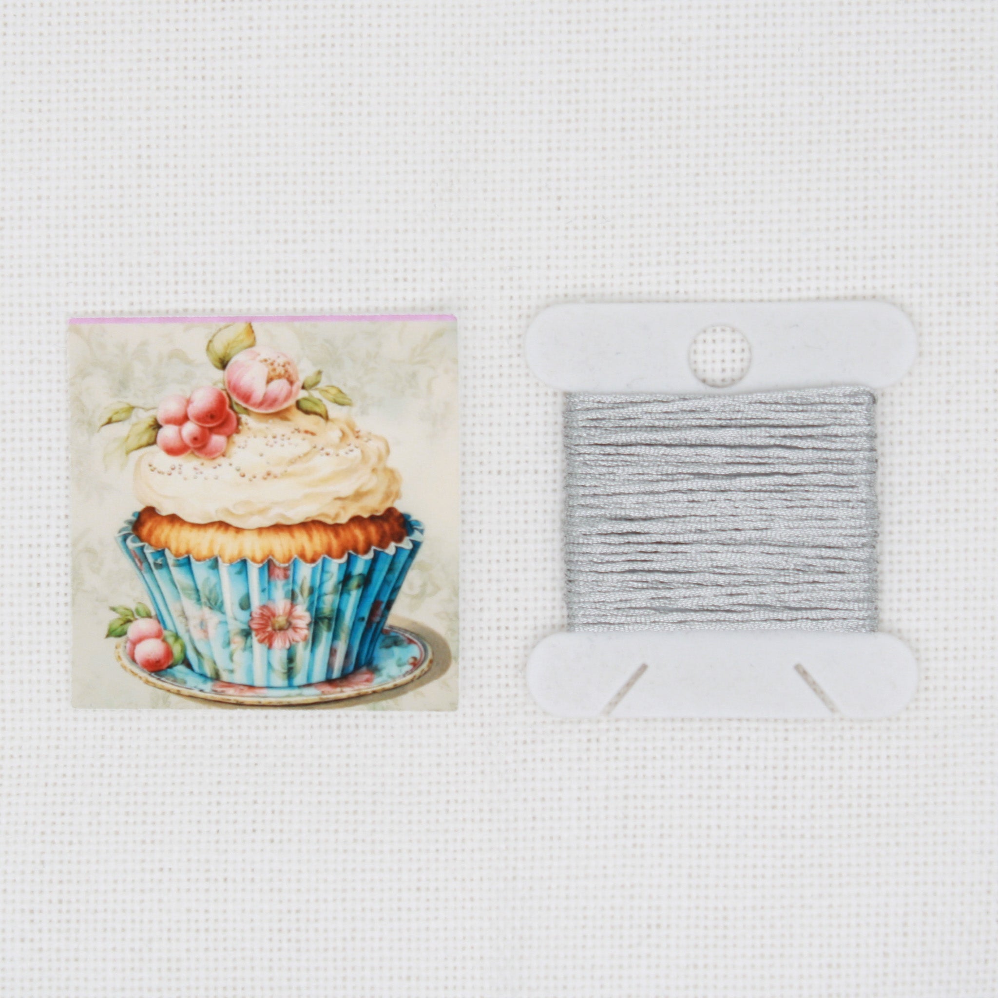 Cupcake Needle Minder