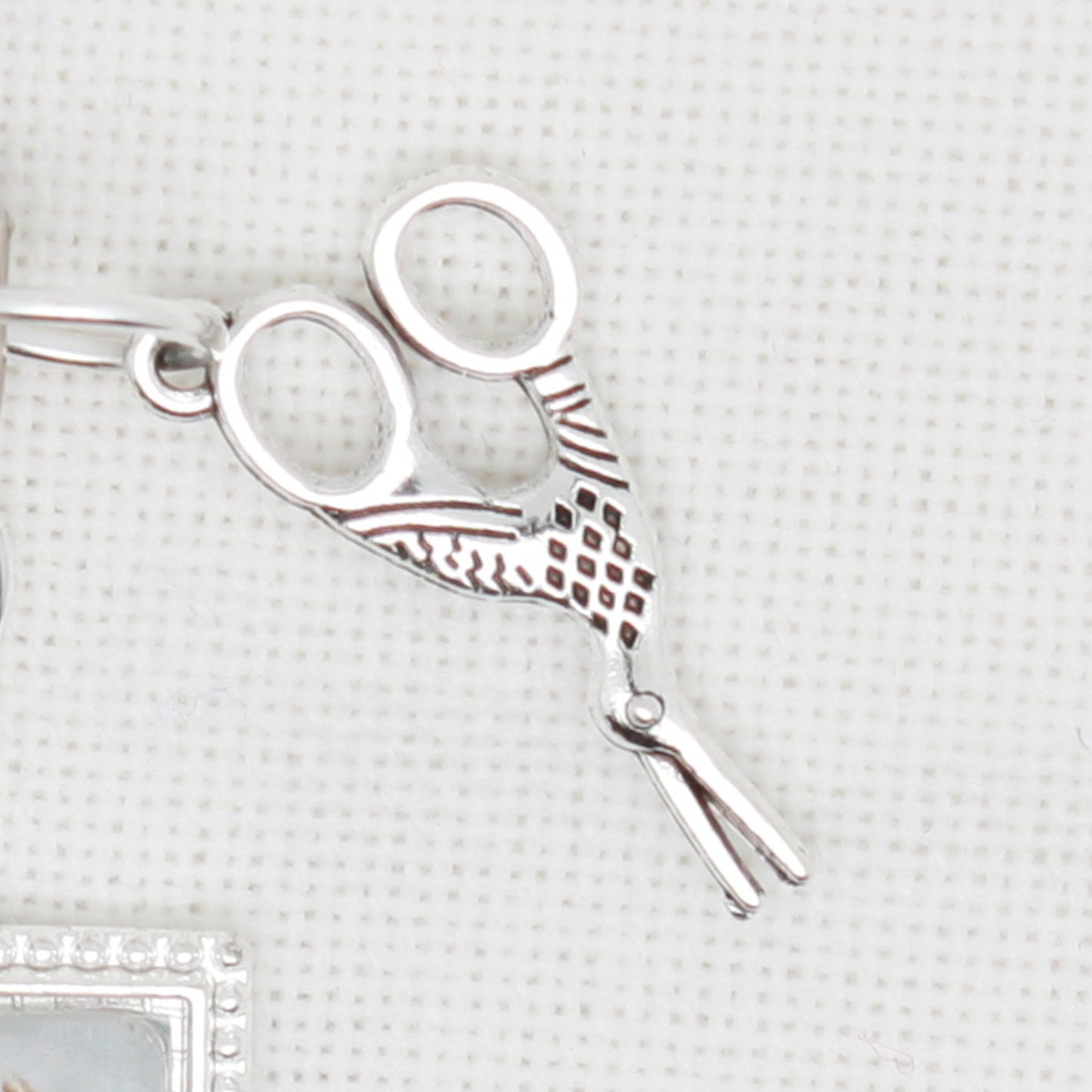 Cross Stitch And Embroidery  Zipper Pull/ Mini-Fob