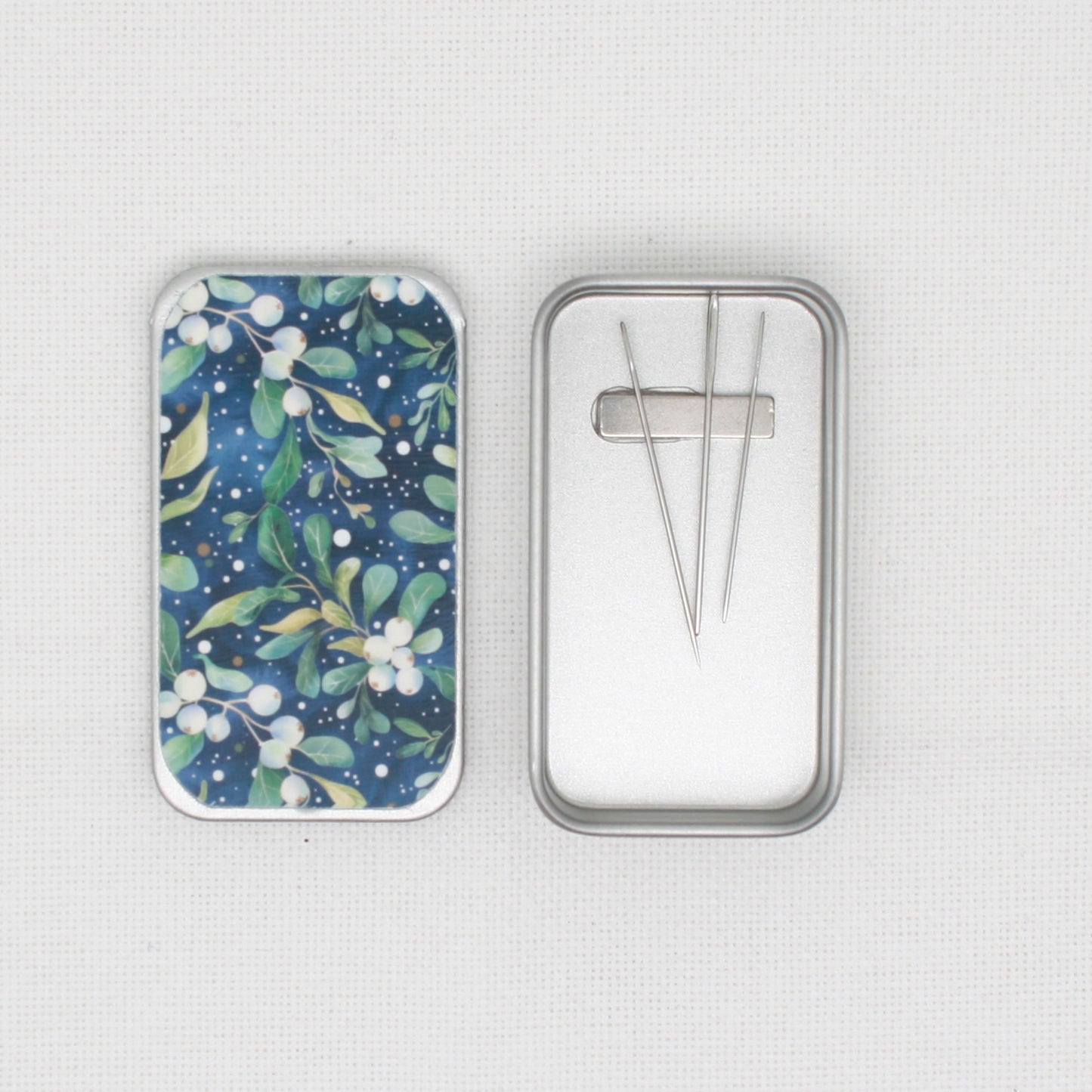 Blue Floral Pattern Needle Tin